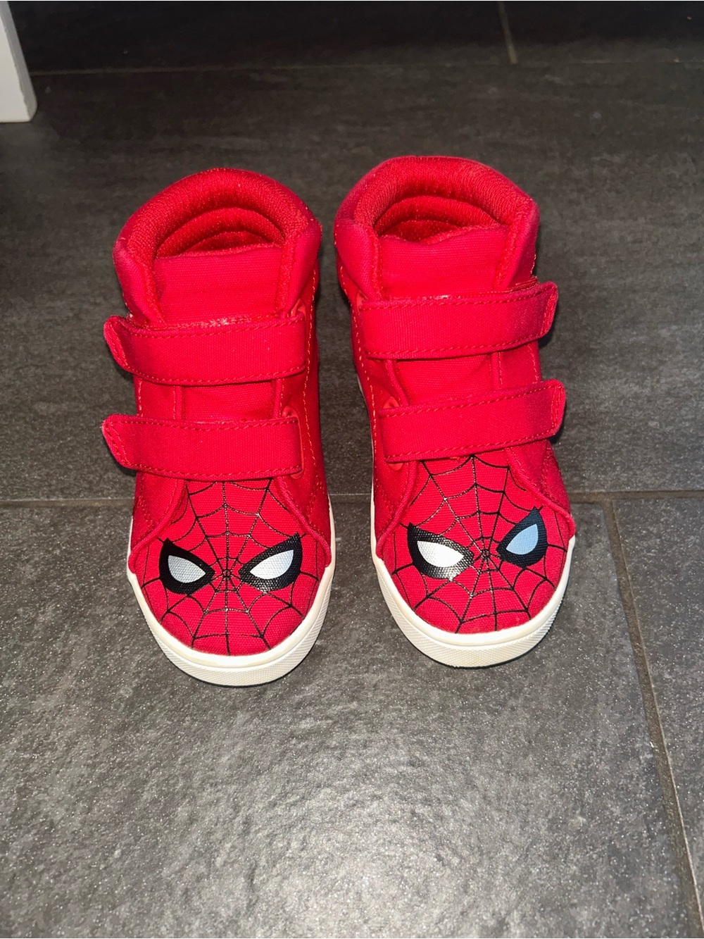 Baby Gap Boys Spider-Man High-Top Sneakers size 7